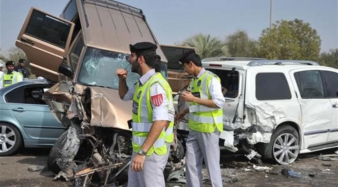 خدمة إصدار تقرير معاينة حادث مروري في الإمارات.. الخطوات والشروط والأحكام 