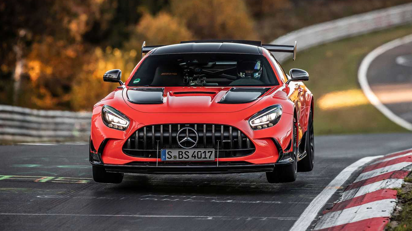 رسميا – مرسيدس بنز AMG GT Black Series السيارة الاسرع حول حلبة نوربورغرينج الالمانية !