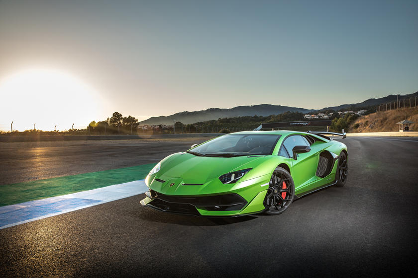 لامبورغيني تودع الجيل الحالي من Aventador بنسخة مميزة جديدة