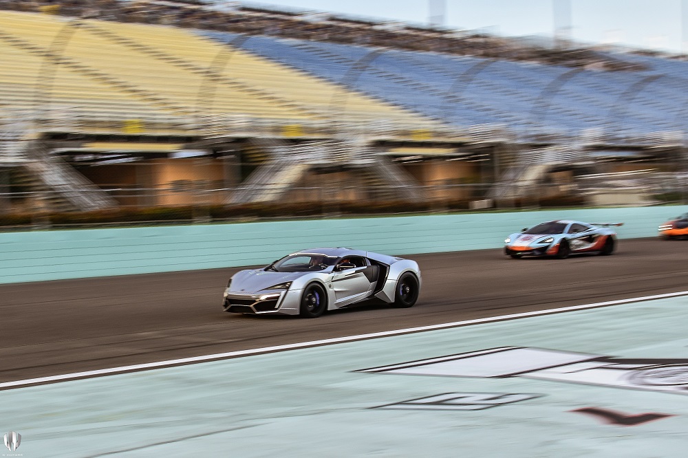 طرازات W Motors تشارك في تجربة خاصة على حلبة   Homestead-Miami Speedway الأمريكية !