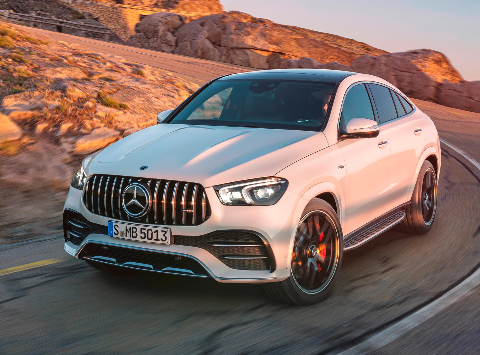 مرسيدس بنز GLE 53 COUPE AMG الجديدة 