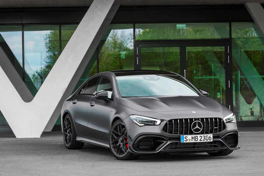 CLA 45 AMG وحش السيدان صغير الحجم من مرسيدس بنز