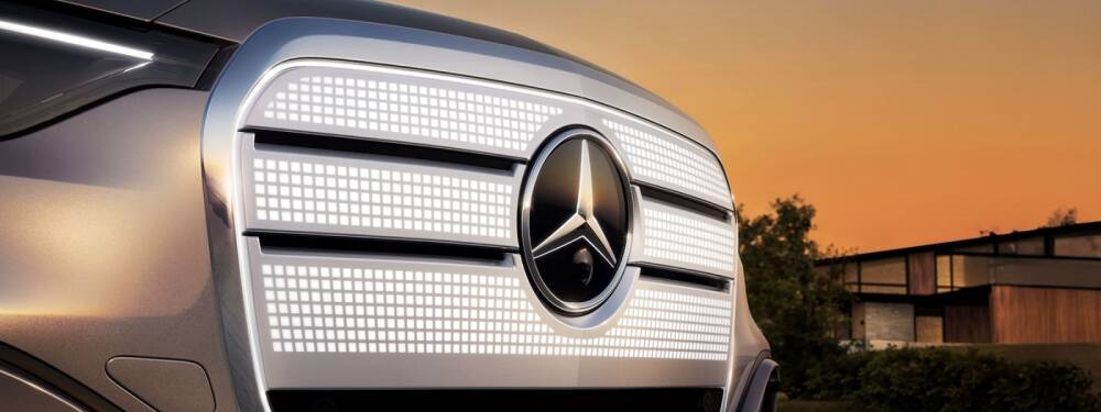 بتصميم مستوحي من الماضي - مرسيدس بنز تستعد لتقديم GLC الكهربائية الجديدة كليا