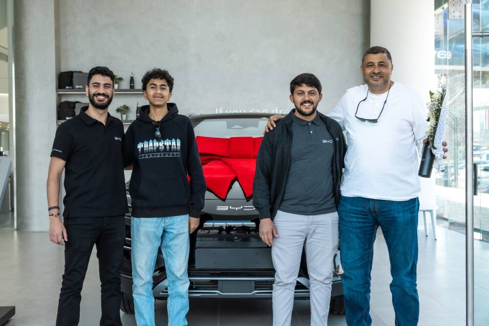 وكيل بي واي دي في مصر يبدا تسليم اول دفعة من السيارات 