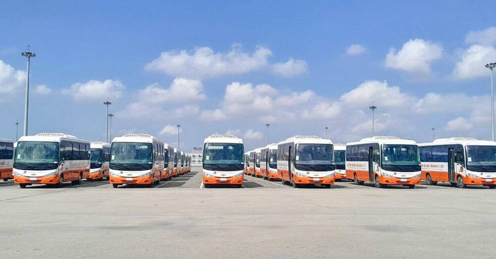 شحن 100 حافلة مصنعة محليا الي غانا من ميناء شرق بورسعيد 