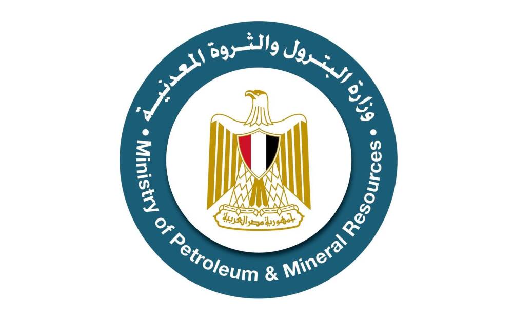 وزارة البترول المصرية تؤكد استمرار سحب وتحليل العينات للتأكد من جودة البنزين