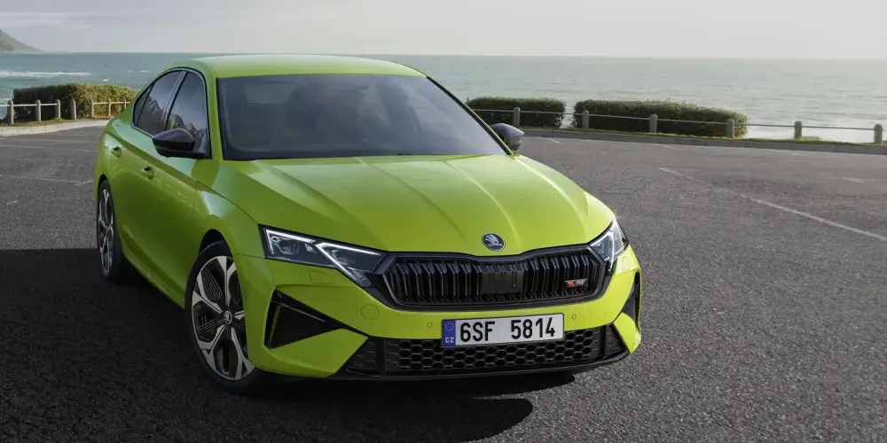 سكودا اوكتافيا VRS موديل 2026 الجديدة في الامارات – أسعار ومواصفات