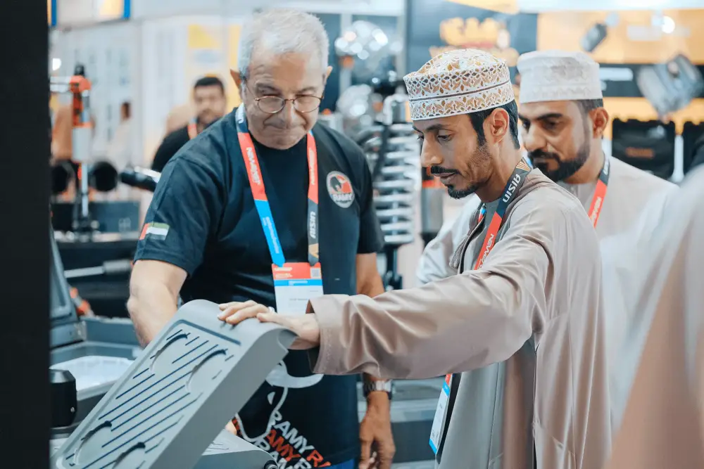 أوتوميكانيكا دبي 2026: لماذا قد يكون ضمان بطارية السيارة أهم من سعرها؟