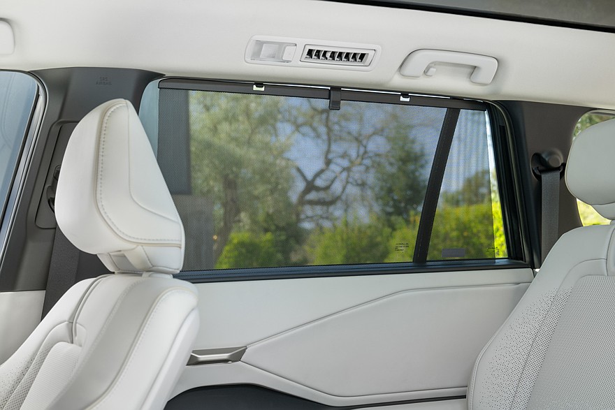 تويوتا هايلاندر 2026 الكهربائية الجديدة كليا – بمدي 462 كم بالشحنة