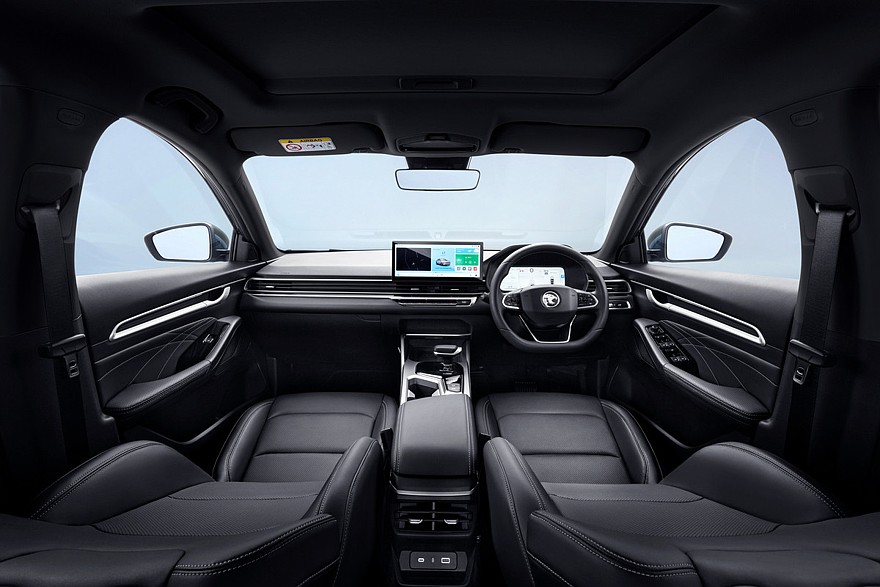 بروتون S70 – نسخة من جيلي امجراند بمحرك تربو بقوة 181 حصان