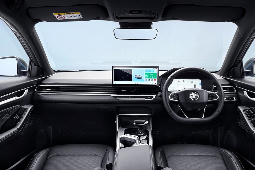 بروتون S70 – نسخة من جيلي امجراند بمحرك تربو بقوة 181 حصان