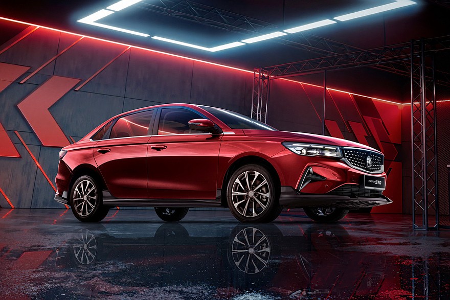 بروتون S70 – نسخة من جيلي امجراند بمحرك تربو بقوة 181 حصان