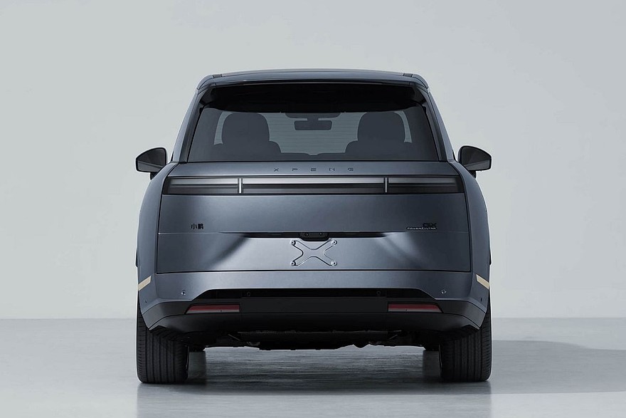 اكس بينج GX – سيارة SUV فاخرة كبيرة الحجم بمنظومة REEV