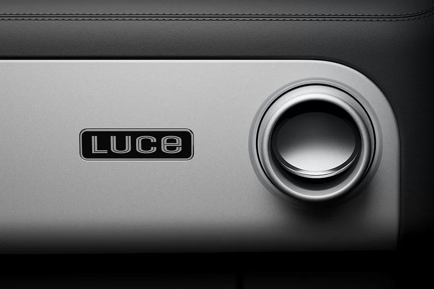 فيراري لوتشي الكهربائية الجديدة كليا – الكشف عن التصميم الداخلي 