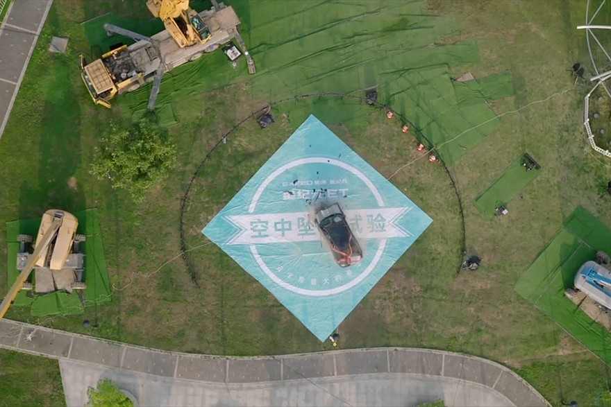 القاء اكسيد ET من الدور الثاني عشر – والنتيجة صادمة!