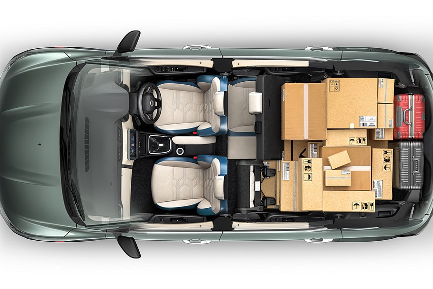 نيسان جرافيت الجديدة – عائلية بسبعة مقاعد وسعر يوازي 285 الف جنيه