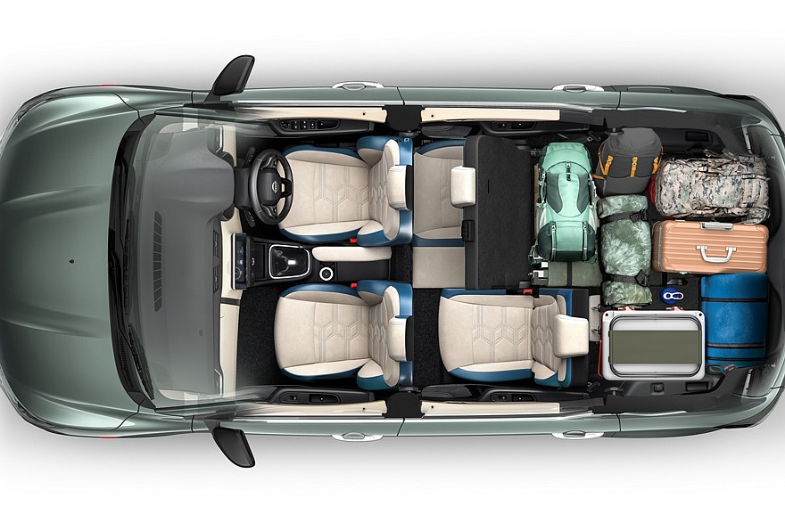 نيسان جرافيت الجديدة – عائلية بسبعة مقاعد وسعر يوازي 285 الف جنيه