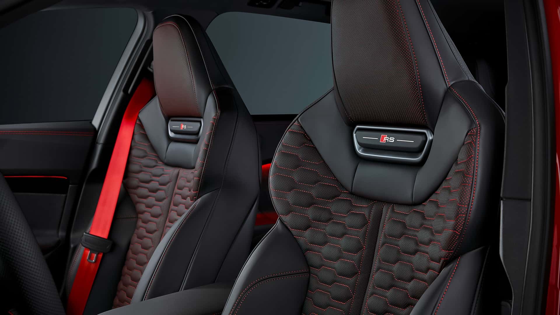 اودي RS5 الجديدة كليا – هايبرد بقوة 630 حصان