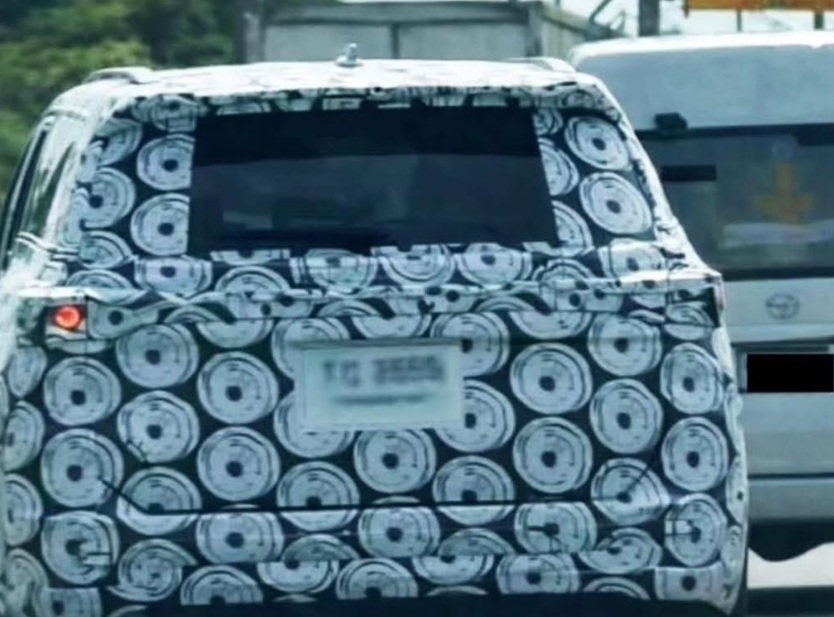 تويوتا فورتشنر 2027 الجديدة - صور مسربة والتصميم المتوقع 