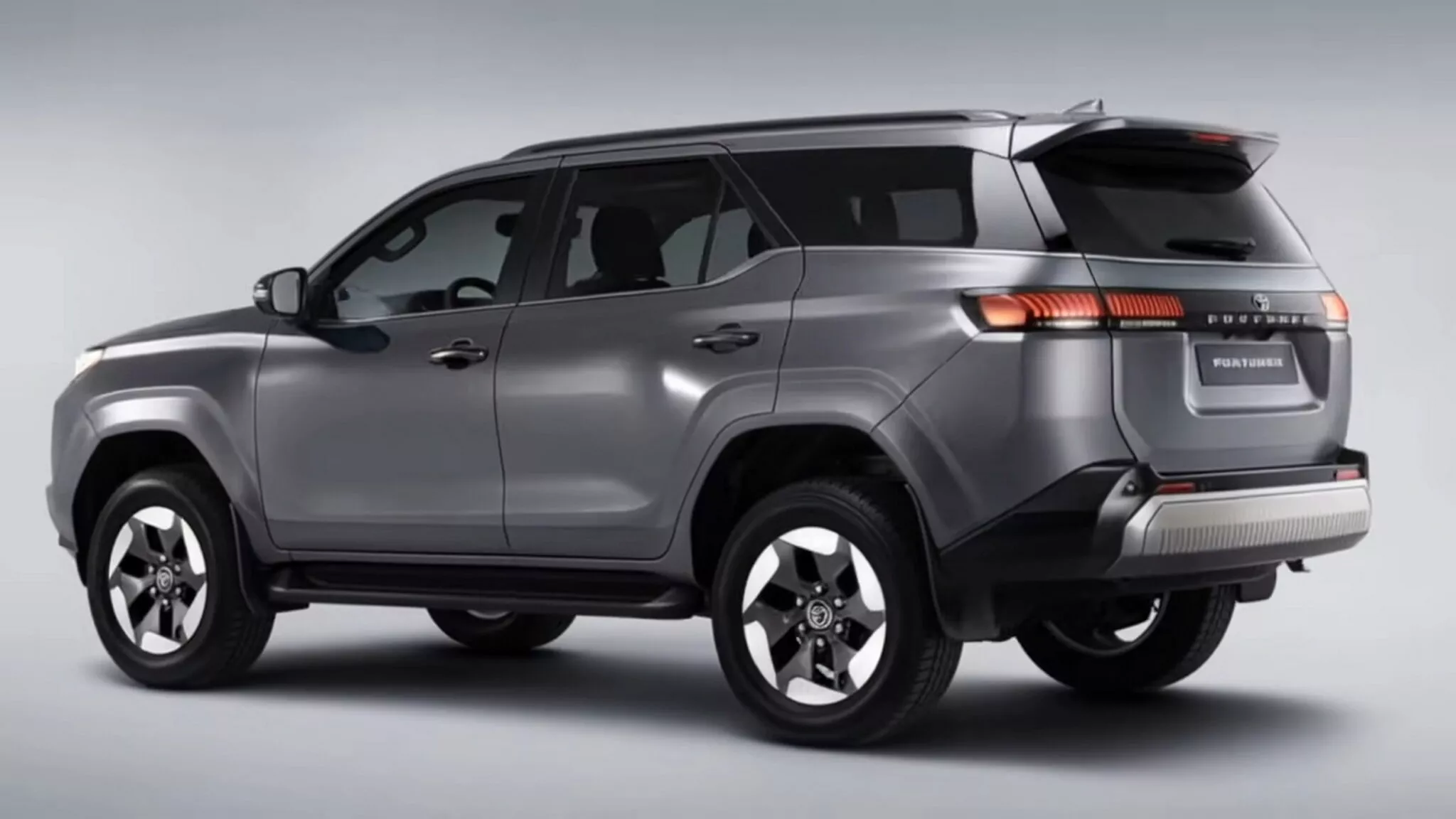 تويوتا فورتشنر 2027 الجديدة - صور مسربة والتصميم المتوقع 