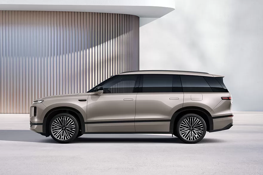 فولكس فاجن ID ايرا 9X الجديدة – SUV فاخرة كبيرة بمنظومة REEV