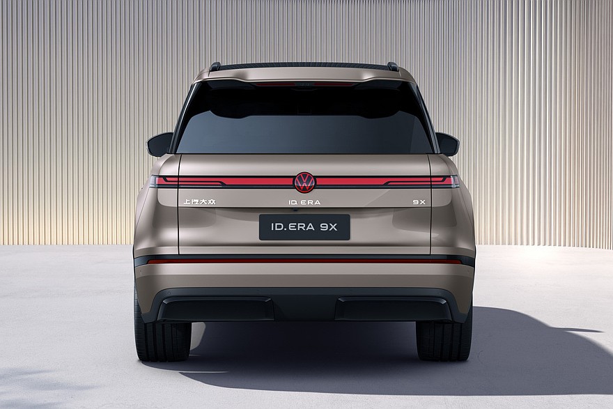 فولكس فاجن ID ايرا 9X الجديدة – SUV فاخرة كبيرة بمنظومة REEV