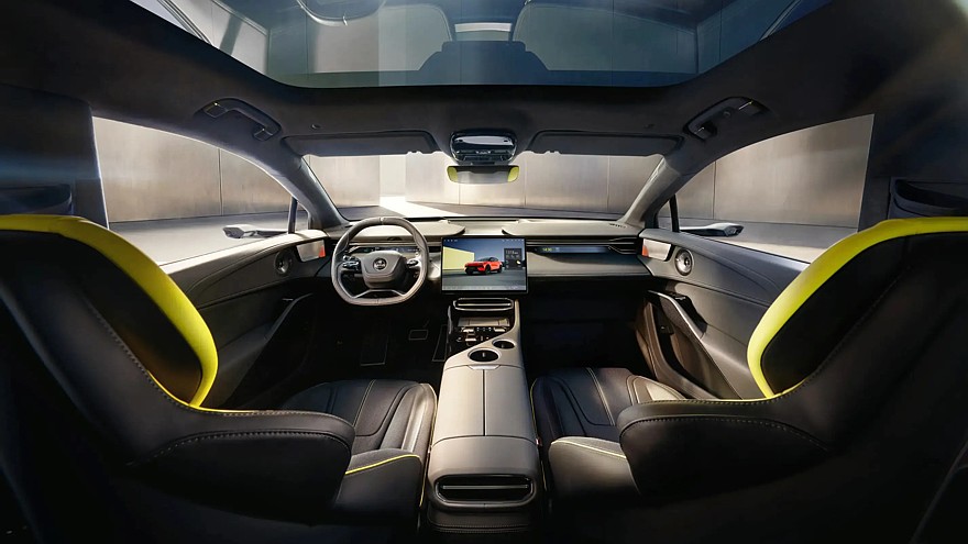 لوتس اليترا هايبرد الجديدة – بمنظومة قوة من زيكر تولد 952 حصان