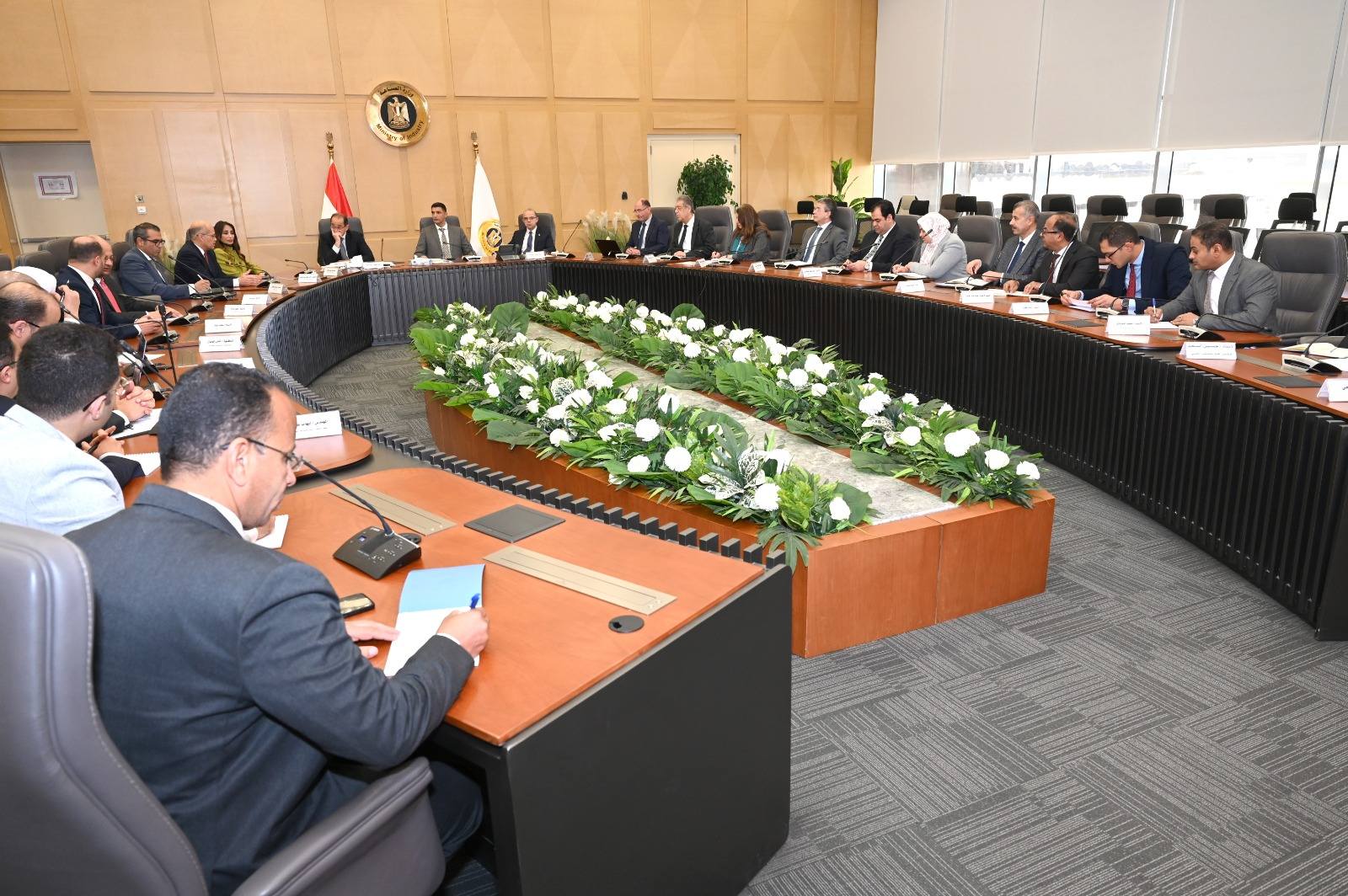 وزير الصناعة المصري الجديد يبحث تقديم المزيد من الحوافظ لمصنعي السيارات محليا