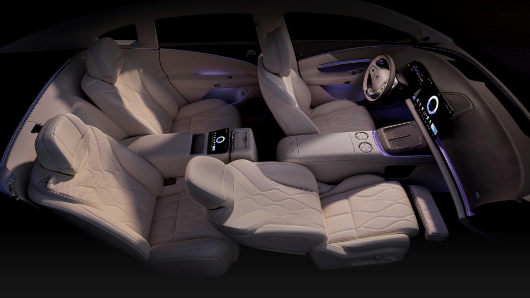 جي اي سي هايبتك A800 الجديدة كليا – سيدان فاخرة بمنظومة REEV و قوة 600 حصان