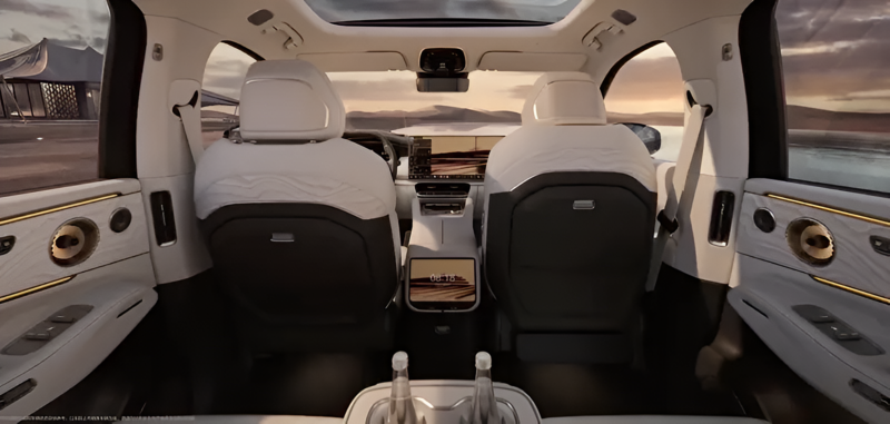 زيكر 8X الجديدة كليا – هايبرد بقوة 1.381 حصان