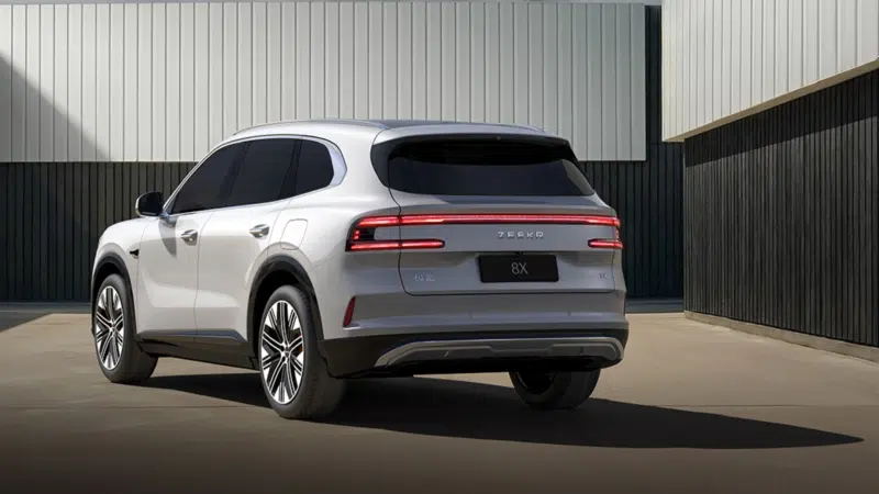 زيكر 8X الجديدة كليا – هايبرد بقوة 1.381 حصان