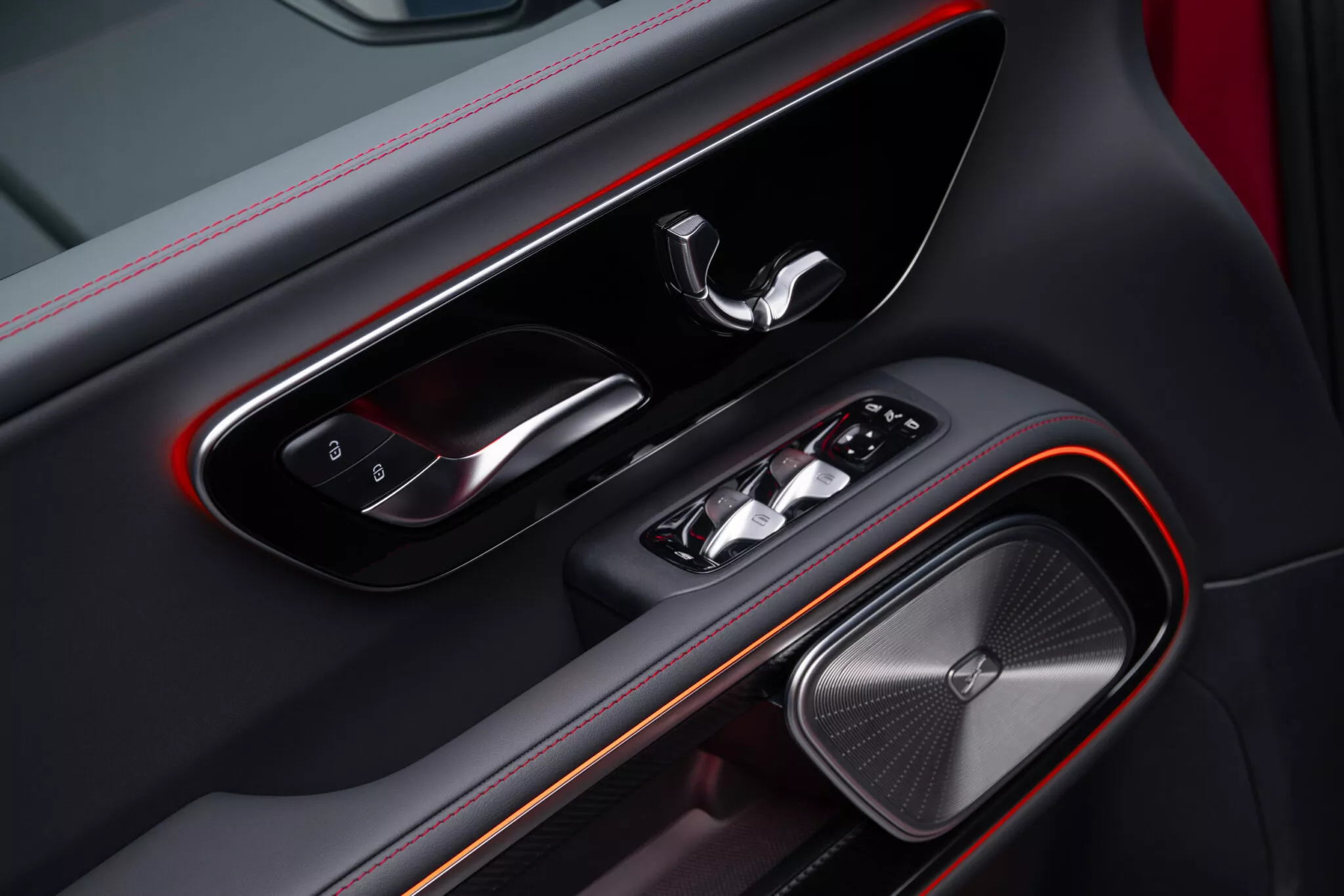 مرسيدس بنز VLE الكهربائية 2026 الجديدة كليا – بمدي 700 كم بالشحنة الواحدة