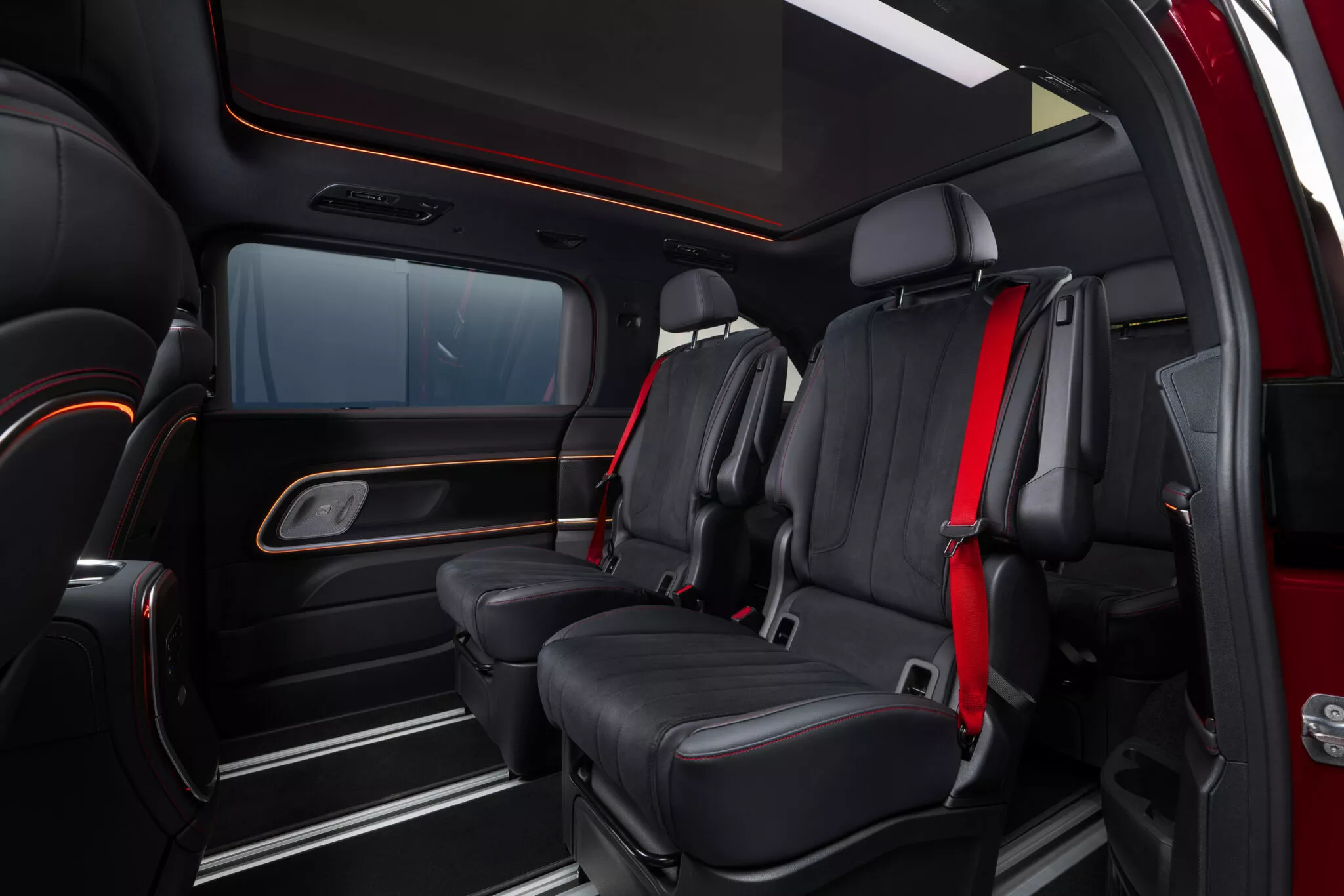 مرسيدس بنز VLE الكهربائية 2026 الجديدة كليا – بمدي 700 كم بالشحنة الواحدة