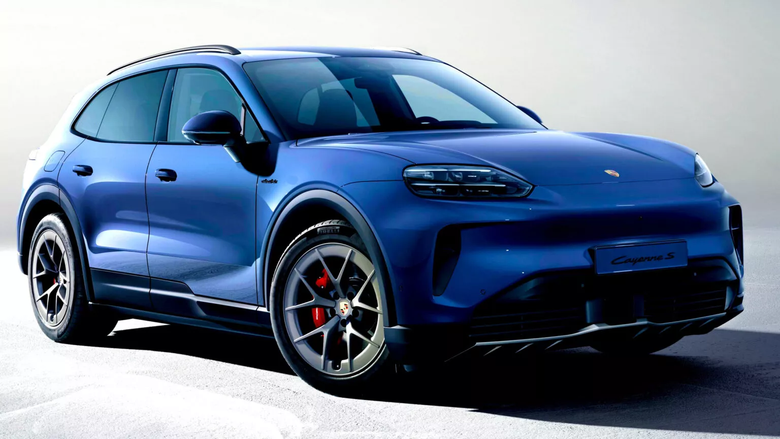 بورشه كايين S الكهربائية الجديدة كليا – بقوة 657 حصان