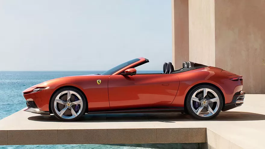 فيراري أمالفي Amalfi سبايدر الجديدة - بقوة 640 حصان