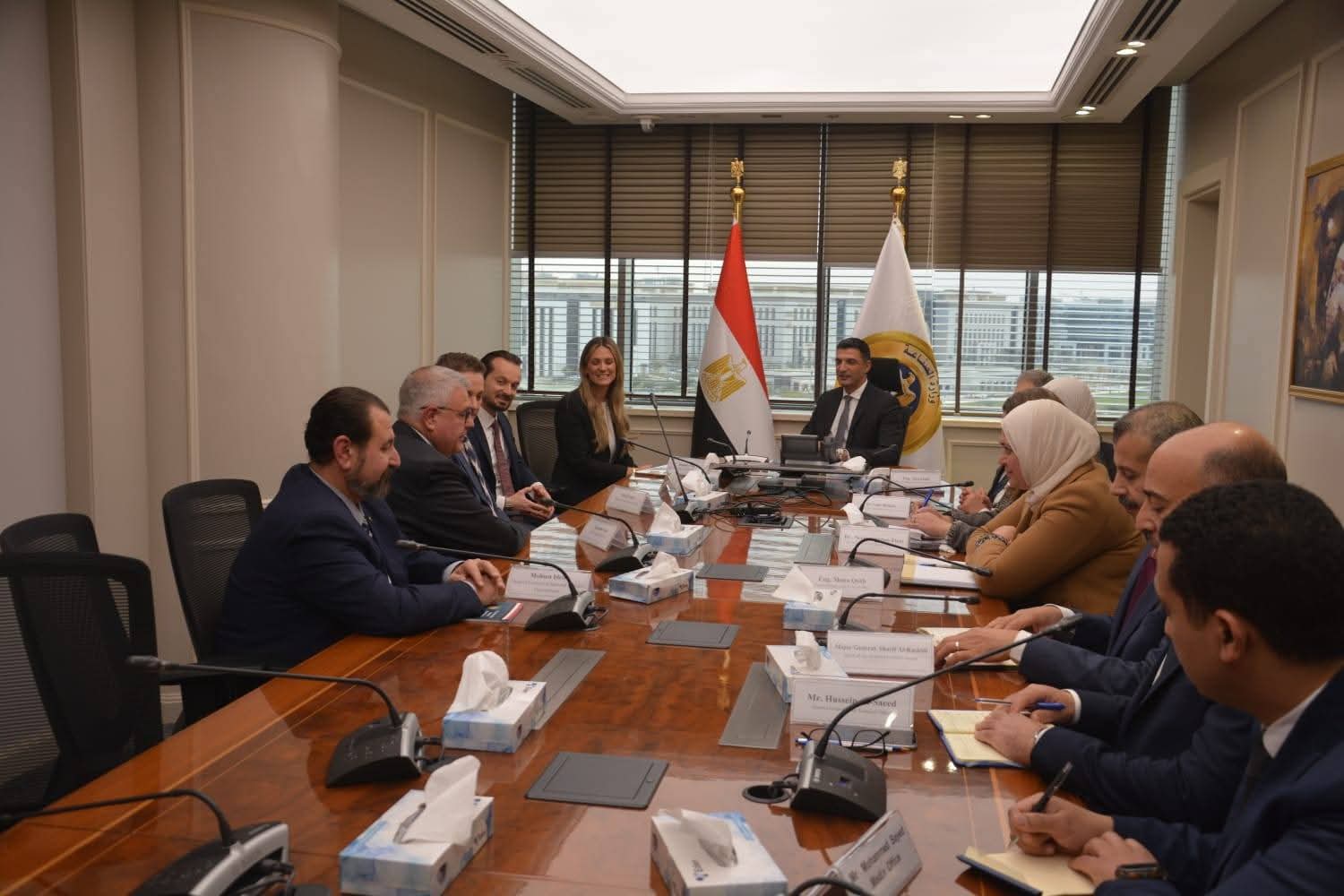 مرسيدس بنز تدرس تجميع المزيد من السيارات في مصر