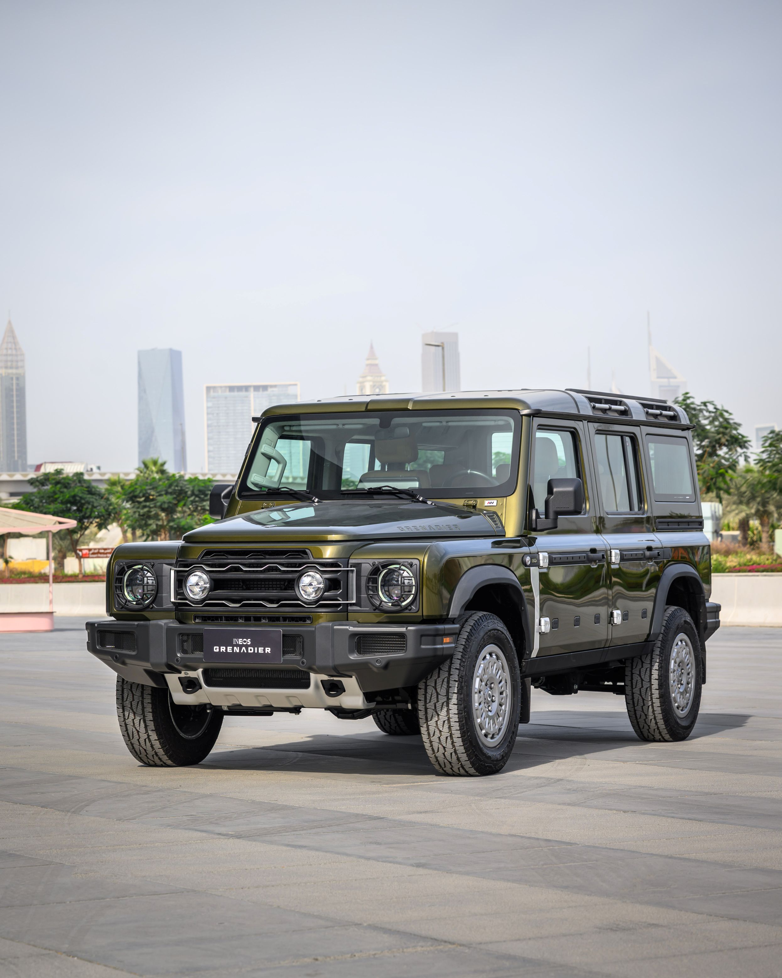 تسليم نسخة خاصة من إنيوس غرينادير في الامارات – واحدة من اصل 200 نسخة 