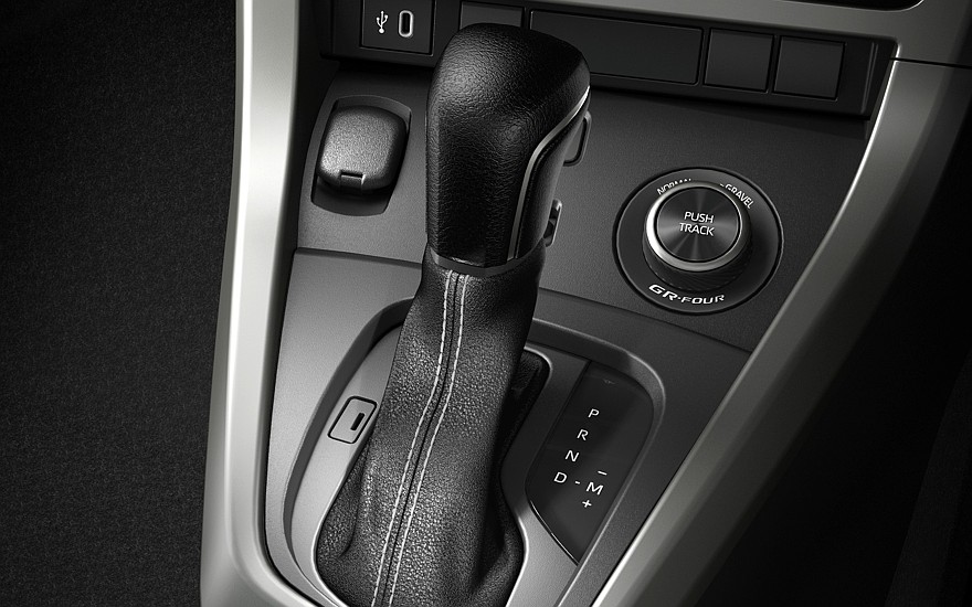 تويوتا جي ار ياريس 2026 – بأضافات جديدة