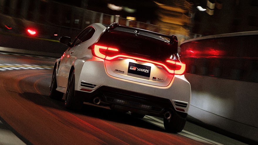 تويوتا جي ار ياريس 2026 – بأضافات جديدة