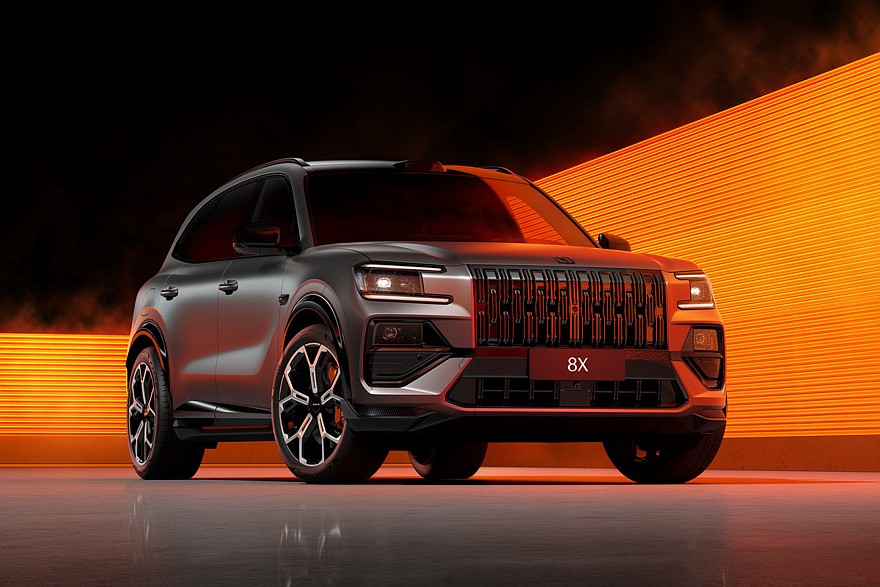 زيكر 8X هايبرد الجديدة كليا - تم بيع 10.000 الف نسخة خلال ساعة واحدة فقط