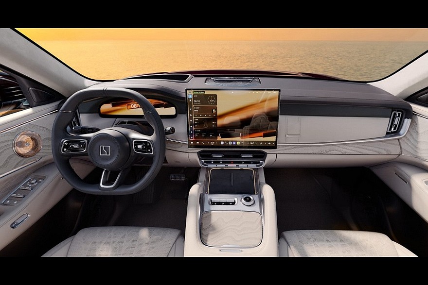 زيكر 8X هايبرد الجديدة كليا - تم بيع 10.000 الف نسخة خلال ساعة واحدة فقط