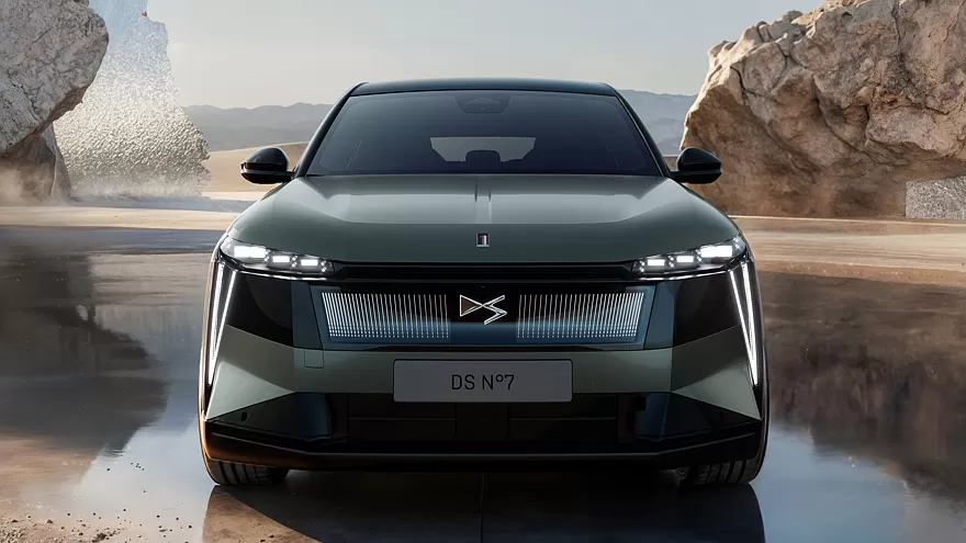 دي اس 7 الجديدة كليا – بنسخة كهربائية بمدي 740 كم بالشحنة