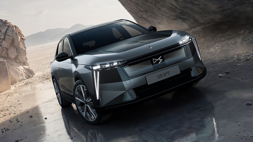 دي اس 7 الجديدة كليا – بنسخة كهربائية بمدي 740 كم بالشحنة