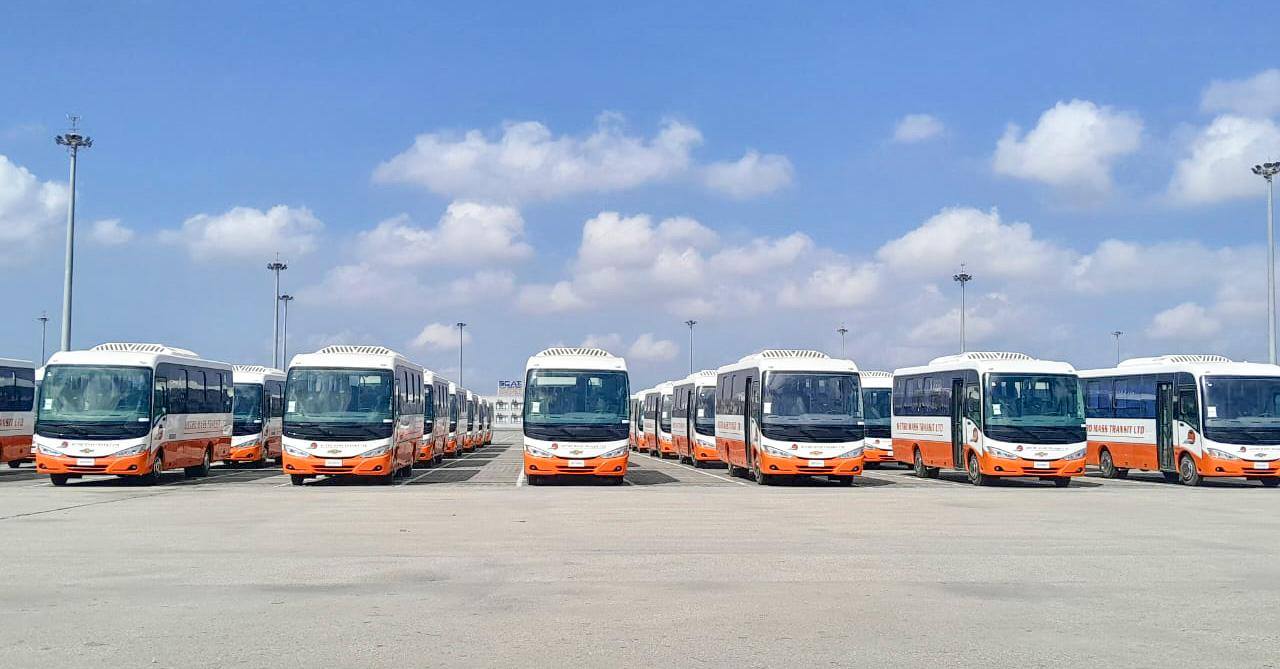 شحن 100 حافلة مصنعة محليا الي غانا من ميناء شرق بورسعيد 