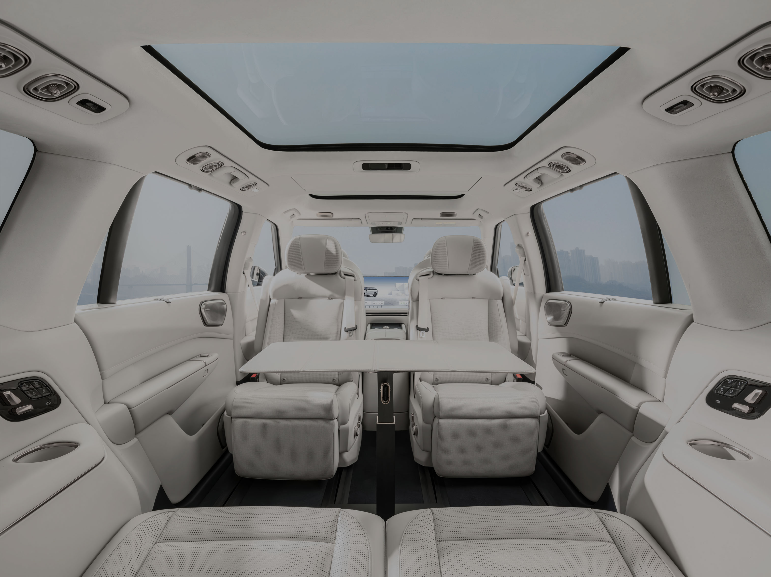 لينك اند كو 900 الفاخرة قريبا في مصر – بقوة 721 حصان