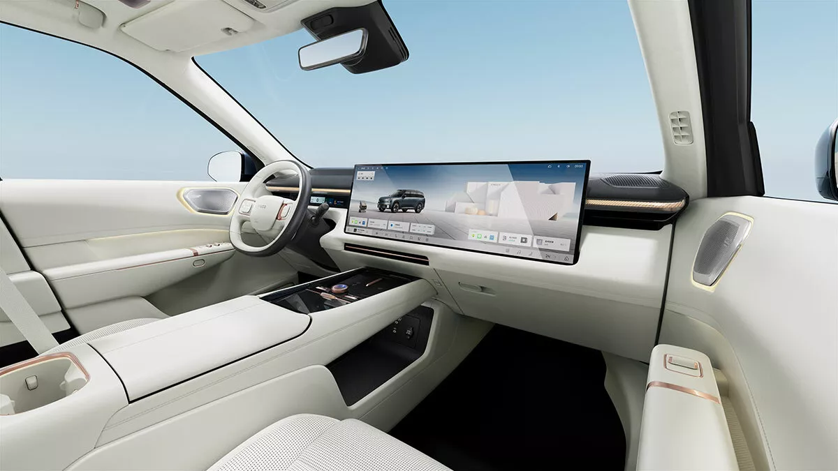 لينك اند كو 900 الفاخرة قريبا في مصر – بقوة 721 حصان