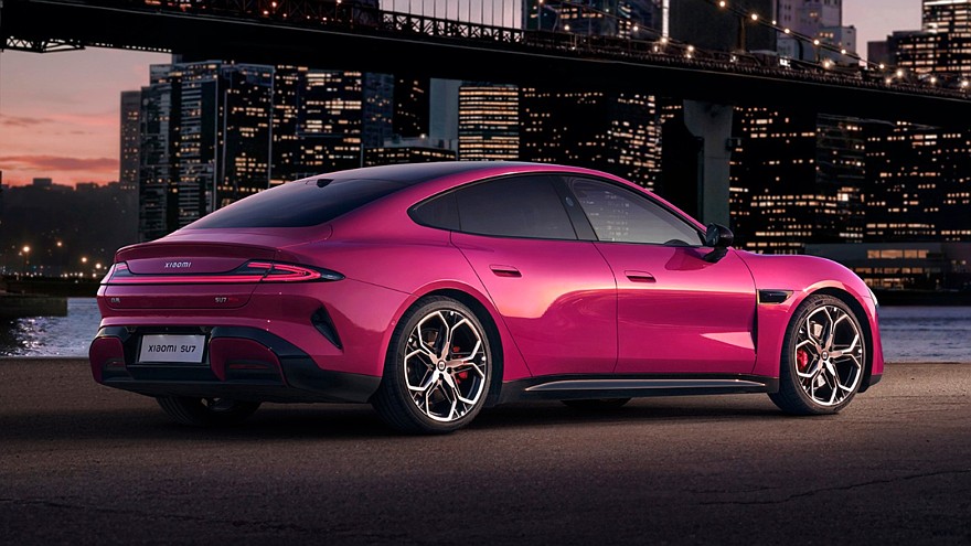 شاومي SU7 موديل 2026 الفيس ليفت الجديدة - تم بيع 15 الف نسخة خلال 34 دقيقة 