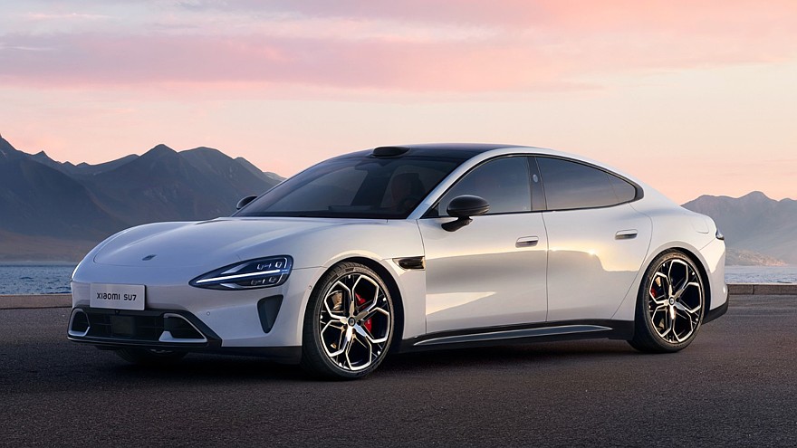 شاومي SU7 موديل 2026 الفيس ليفت الجديدة - تم بيع 15 الف نسخة خلال 34 دقيقة 