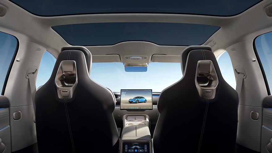 شاومي SU7 موديل 2026 الفيس ليفت الجديدة - تم بيع 15 الف نسخة خلال 34 دقيقة 