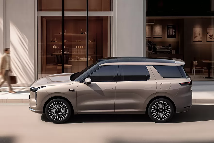 اي ام LS8 الجديدة كليا – SUV فاخرة بمنظومة REEV